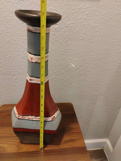 mesita con jarron decorativo - Thumbnail 4