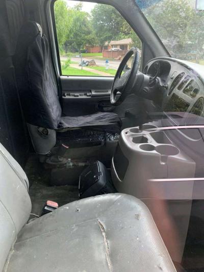 Van Working - Thumbnail 4