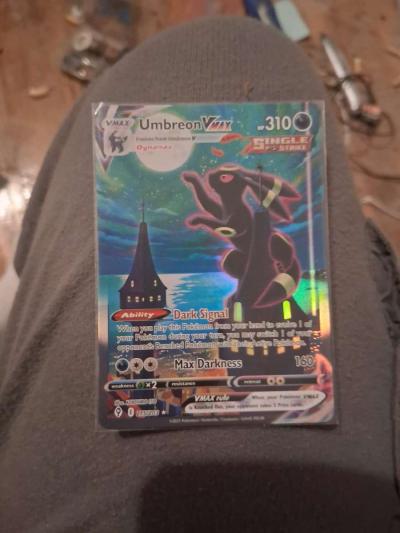 Umbreon vmax alt art secret rare holo - Thumbnail 4