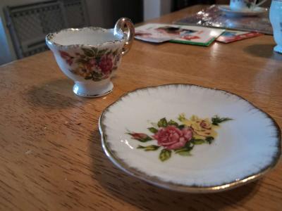 Pink n yellow flower teacup saucer set - Thumbnail 2