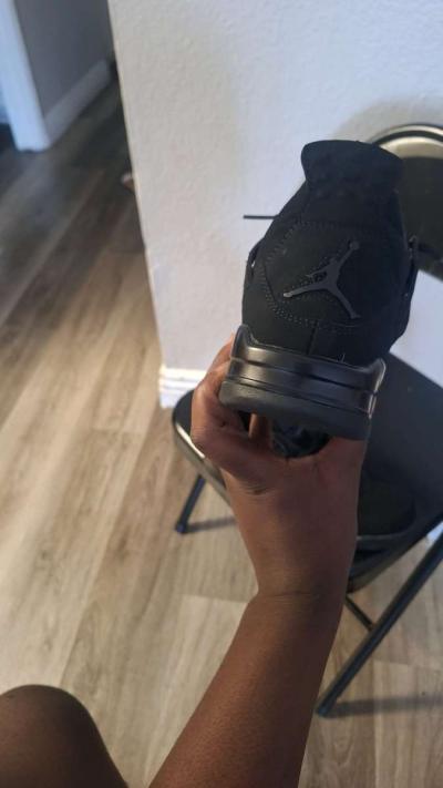 Air Jordan 4 box - Thumbnail 2