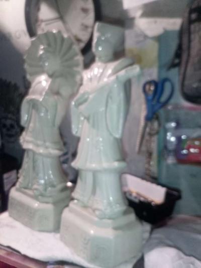 12in ceramic angel - Thumbnail 3