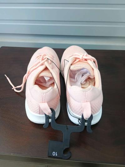 Pro player size 10 shoes for women - Thumbnail 3