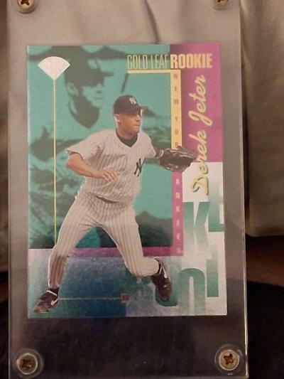 DEREK JETER ROOKIE CARD - Thumbnail 2