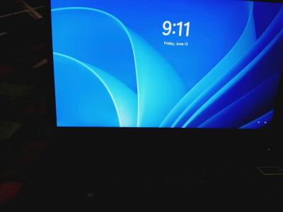 Asus laptop - Thumbnail 2
