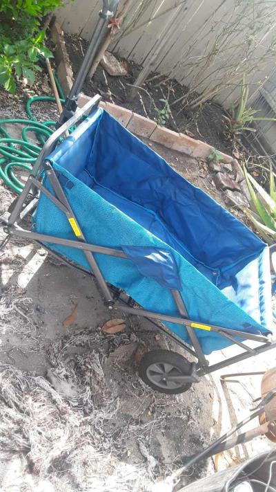 wheel barrel - Thumbnail 2