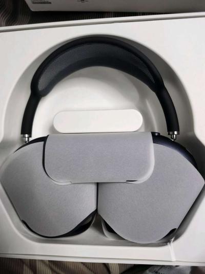 apple airpod maxes - Thumbnail 4