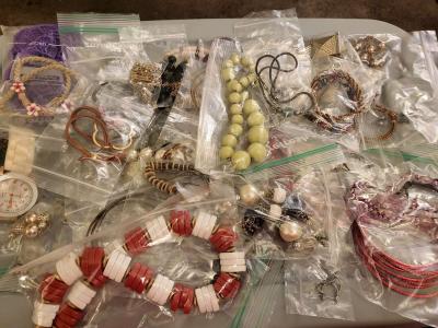 ASSORTED JEWELER  COLLECTION - Thumbnail 2