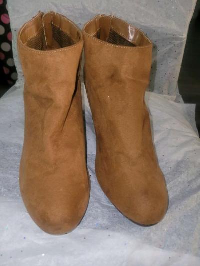 Tan Ankle Boots - Thumbnail 6