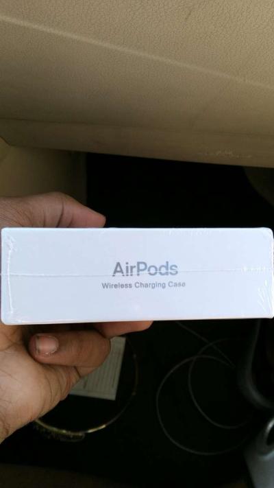 apple Airpods generation 2 - Thumbnail 6