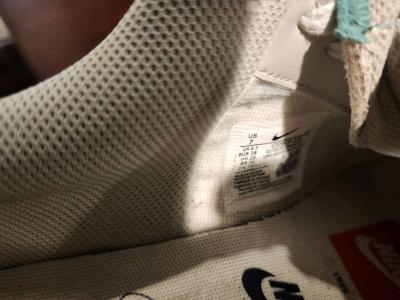 Nike womens shoe size 7 - Thumbnail 4