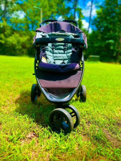 Graco Baby Stroller  Gently Used - Thumbnail 5