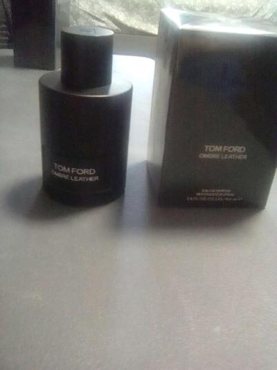 FRAGANCIA TOM FORD OMBRE LEATHER - Thumbnail 3