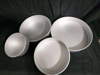 set of 4 Wilton cake pans - Thumbnail 2
