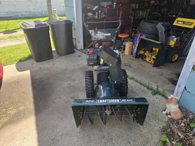 snowblower - Thumbnail 2