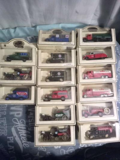 Die cast metal toy cars planes and trains - Thumbnail 2