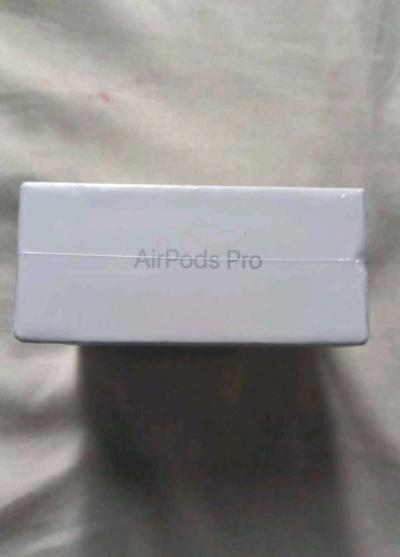 Air pod pros 2nd gen - Thumbnail 4