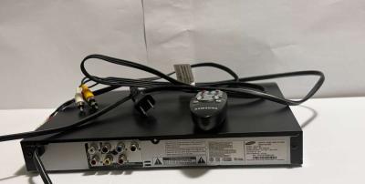 Samsung DVDE360 DVD Player Black with Remote - Thumbnail 3