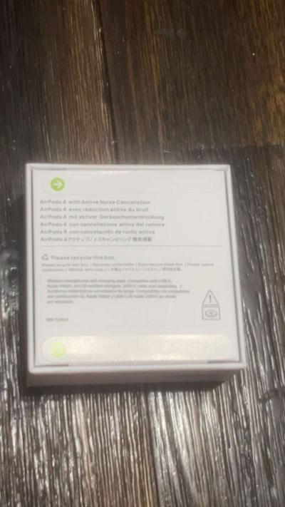 Apple AirPods 4th Generation Active Noise Cancellation - Thumbnail 2