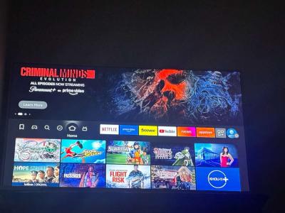 LG43 inch tv - Thumbnail 2