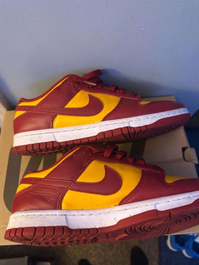 nike dunk low usc size 8 in half - Thumbnail 2