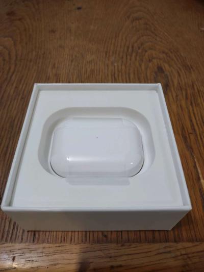 Airpod Pro 2 - Thumbnail 5