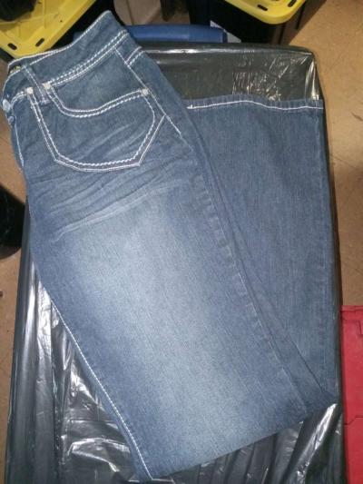 Absolutely fabulous jeans size fourteen fourteen - Thumbnail 4