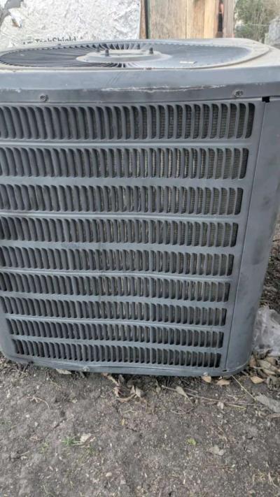 Goodman 3ton AC - Thumbnail 2