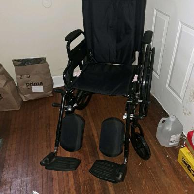 Wheelchair like new - Thumbnail 3