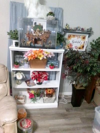 my sale to my mobile  home like nice like new please - Thumbnail 4