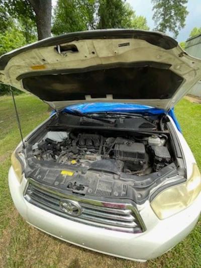 Toyota Highlander - Thumbnail 3