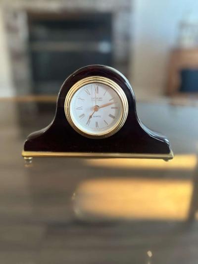 Danbury Classic Wooden Mantel Clock with Quartz Movement - Thumbnail 2
