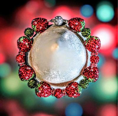 Strawberry beads Bracelet - Thumbnail 3