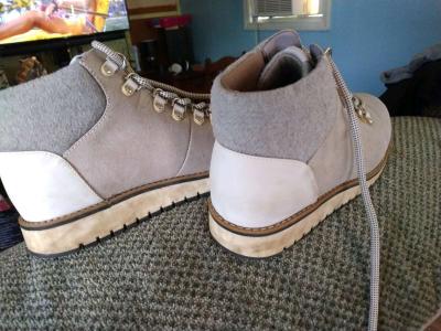 hiking boots - Thumbnail 2