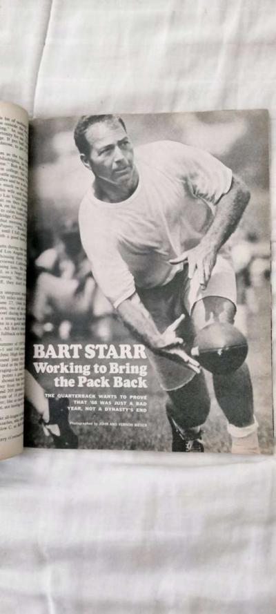 Vintage Sport Magazine October 1969 - Thumbnail 2