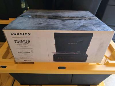 Crosley Voyager 3 Speed Portable Bluetooth Turntable Black - Thumbnail 1