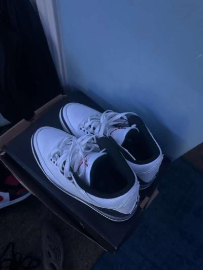 jordan 3 cement grey - Thumbnail 2