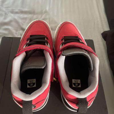 brand new jordans - Thumbnail 3