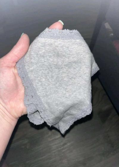 Grey bottoms - Thumbnail 2