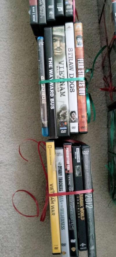 60 Movie DVDS - Thumbnail 4