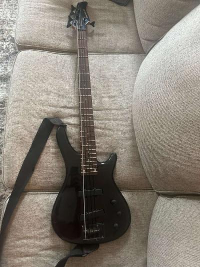 Epiphone Thunderbird Bass Guitar Black with Strap - Thumbnail 4