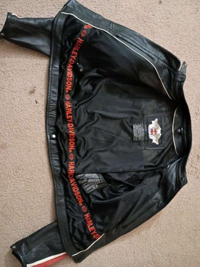 Harley Davidson Leather Jacket - El Paso, Texas