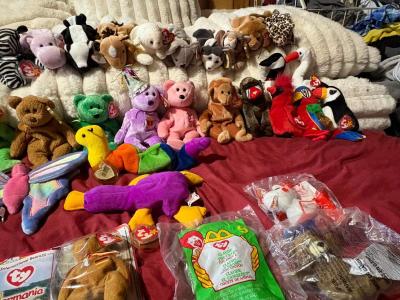 Ty beanie babies authentic retired and never played with - Thumbnail 4