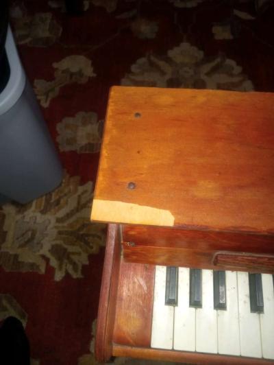 small antique vintage piano - Thumbnail 3