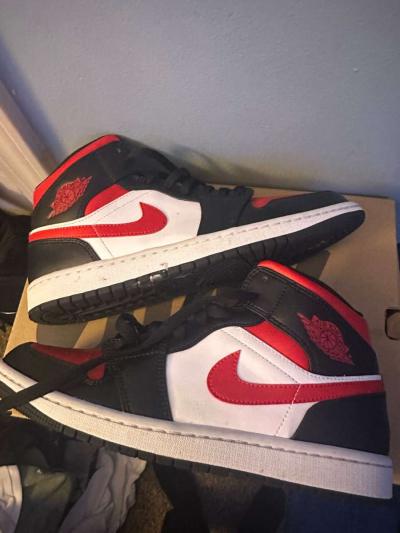 jordan 1 mid size 8 in half - Thumbnail 3