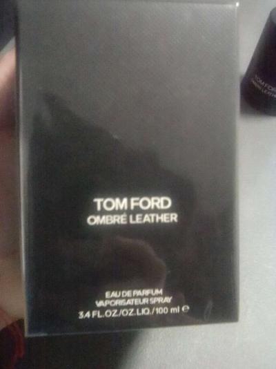 FRAGANCIA TOM FORD OMBRE LEATHER - Thumbnail 2