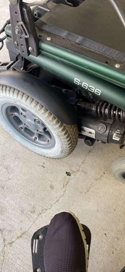 power wheelchair - Thumbnail 2