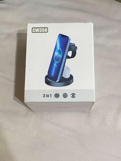 iPhone wireless charger - Thumbnail 3