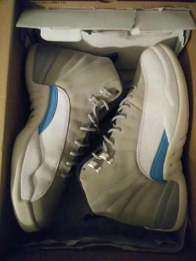 Jordan 12 retro University grey - Thumbnail 2