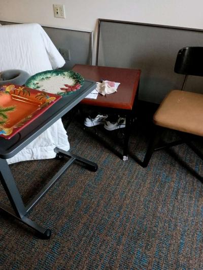 furniture tv moving sale - Thumbnail 4